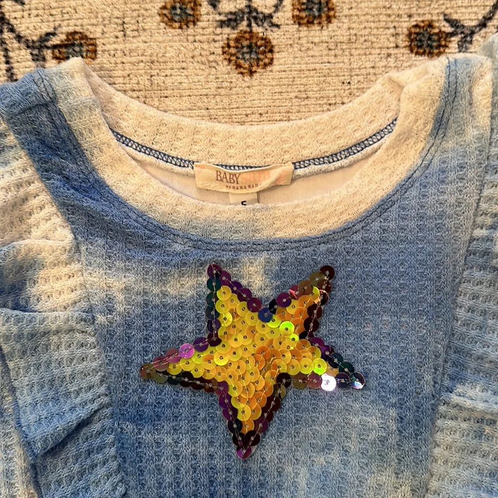 Baby Sara Dress - Picture 2 of 9